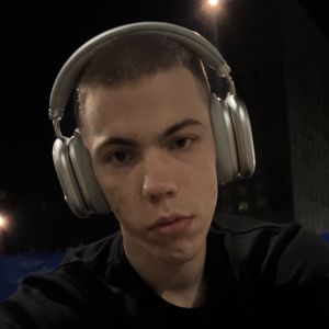 Даниил Волков